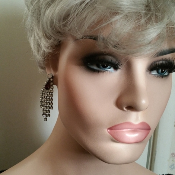 Vintage purple and diamond like dangle earrings - Picture 5 of 6